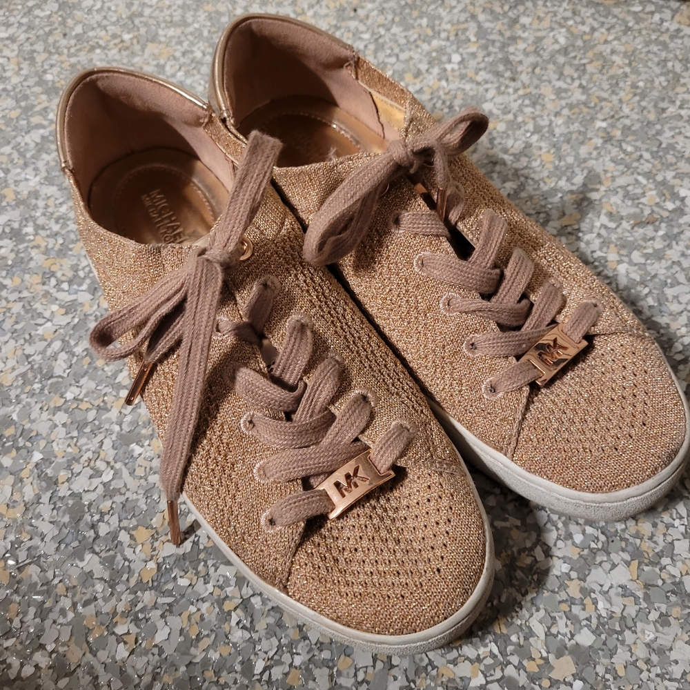 Michael kors metallic Rose gold sneakers  US 5.5
